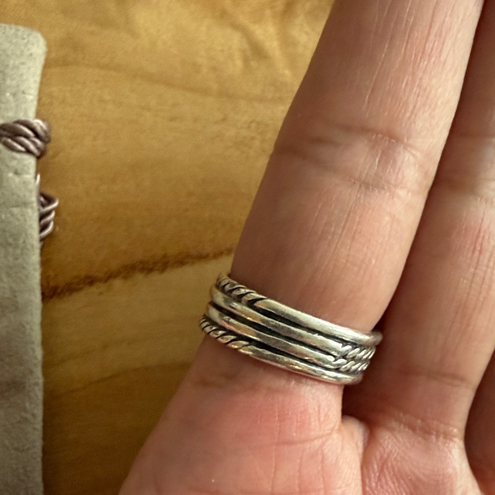 X CROSSOVER BAND RING - Picture 3 of 5